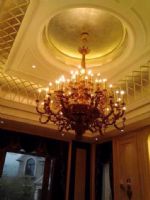 象山梧桐御府土豪装修大厅用的600斤重的铜灯
