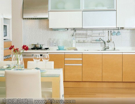 厨房岛台装修设计 实现小厨房装修梦想