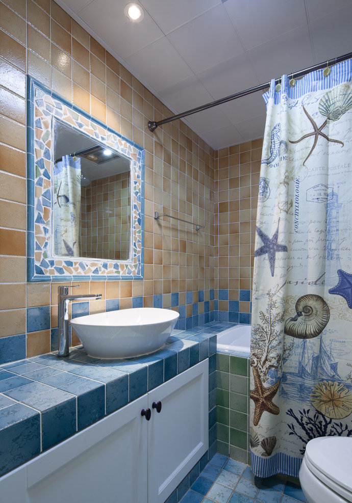 首次家装为卫生间选一款满意的浴缸只需三个实用技巧.jpg