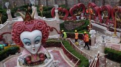 上海迪士尼乐园开园在即 城堡内部装修照曝光