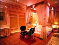 婚房布置十全十美现代卧室装修图片