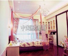 紫色淡雅的风格设计，营造生活气息欧式卧室装修图片