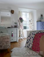 巴黎时尚公寓家居 色彩唯美田园卧室装修图片