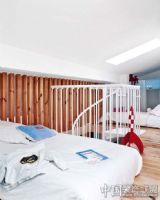 西班牙时尚复式动感空间现代卧室装修图片