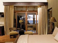 哥斯达黎加丛林木屋别墅设计欧式卧室装修图片