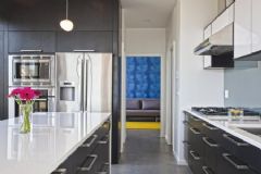 西雅图反常规住宅设计现代厨房装修图片