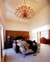 杭州西湖边的奢华别墅欧式卧室装修图片