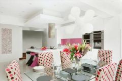 用粉红色装饰自己家的厨房简约厨房装修图片