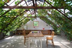 日本木质与玻璃结构度假屋简约餐厅装修图片