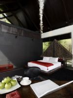 普吉岛的漂亮海景别墅现代卧室装修图片