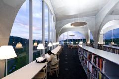 日本美术大学图书馆书店装修图片