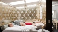 15万打造素色个性别墅简约卧室装修图片