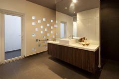 255平方私人住宅设计现代卫生间装修图片