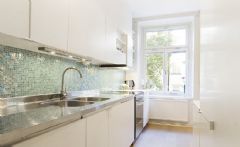 北欧复式小公寓简约厨房装修图片