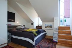 85平巴黎迷彩之家现代卧室装修图片