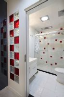 12万全包90平米红色温馨美家现代卫生间装修图片