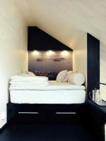 78平米黑白绿时尚公寓混搭卧室装修图片