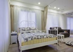 7万打造32平时尚清新雅居现代卧室装修图片