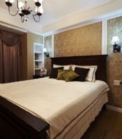 125平美式温馨家美式卧室装修图片