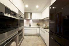 158平美式古典三居公寓古典厨房装修图片