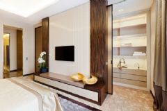 宽敞明亮简欧居室 一个有品味的空间欧式卧室装修图片