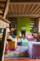 童话里的宝藏屋 肆意蔓延的鲜艳的色彩现代客厅装修图片