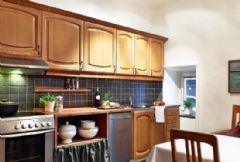 70平简洁舒适小屋 复古实用住宅设计现代厨房装修图片