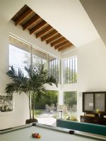 自然清新的别墅设计 美美的享受阳光现代风格阳台装修图片