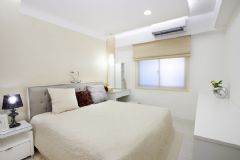 96平米自然休闲风三居室现代卧室装修图片
