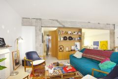 西班牙83平米老宅翻新现代客厅装修图片
