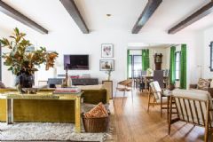原木色的质朴空间 添加一抹清新绿色中式客厅装修图片