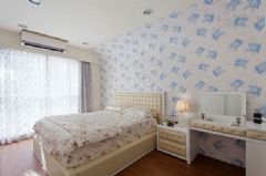 现代简约小户型婚房 精致个性生活空间现代简约卧室装修图片