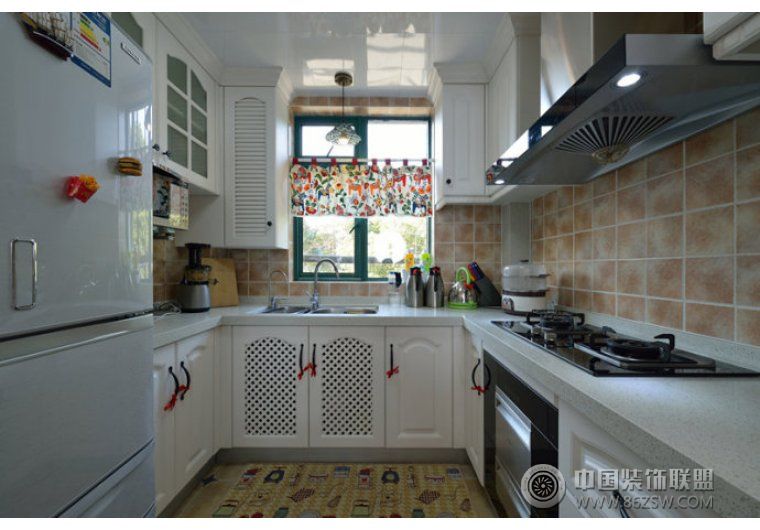 地中海风格厨房装修效果图