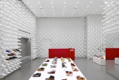 西班牙品牌Camper纽约鞋店设计现代专卖店装修图片