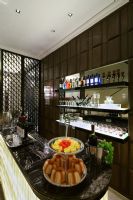 300平欧式古典奢华别墅欧式风格厨房装修图片