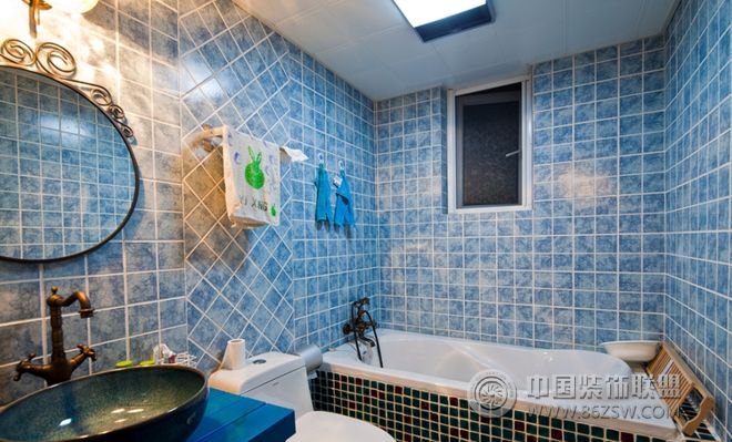 地中海浴室装修案例地中海风格卫生间装修效果图