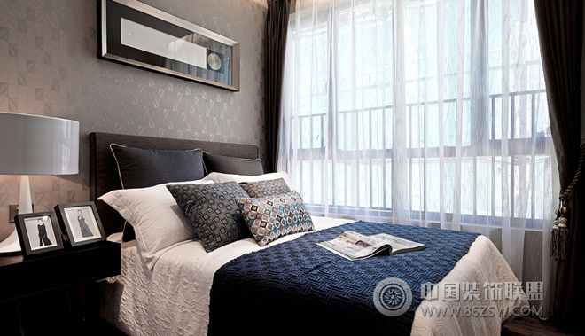 现代简约卧室窗帘效果图现代风格卧室装修效果图
