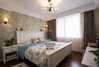 清新美式二居设计案例美式卧室装修图片