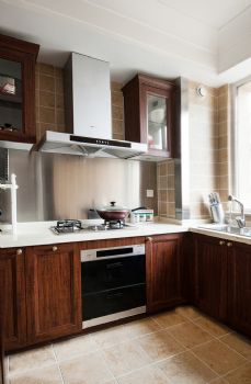 怀旧美式风格三居装修案例美式厨房装修图片