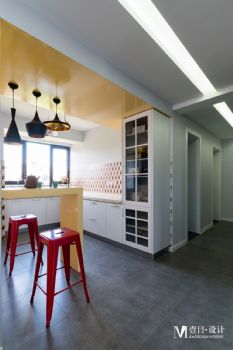 现代工业色彩复式公寓设计案例现代厨房装修图片