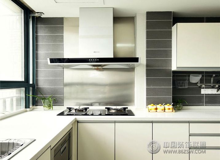 明亮小户型厨房设计图现代风格厨房装修效果图