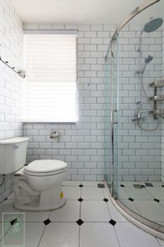 浅蓝经典 北欧三居设计案例简约卫生间装修图片