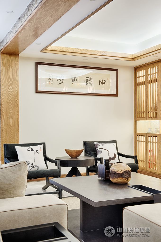 日式禅意大户型简约风格客厅装修效果图